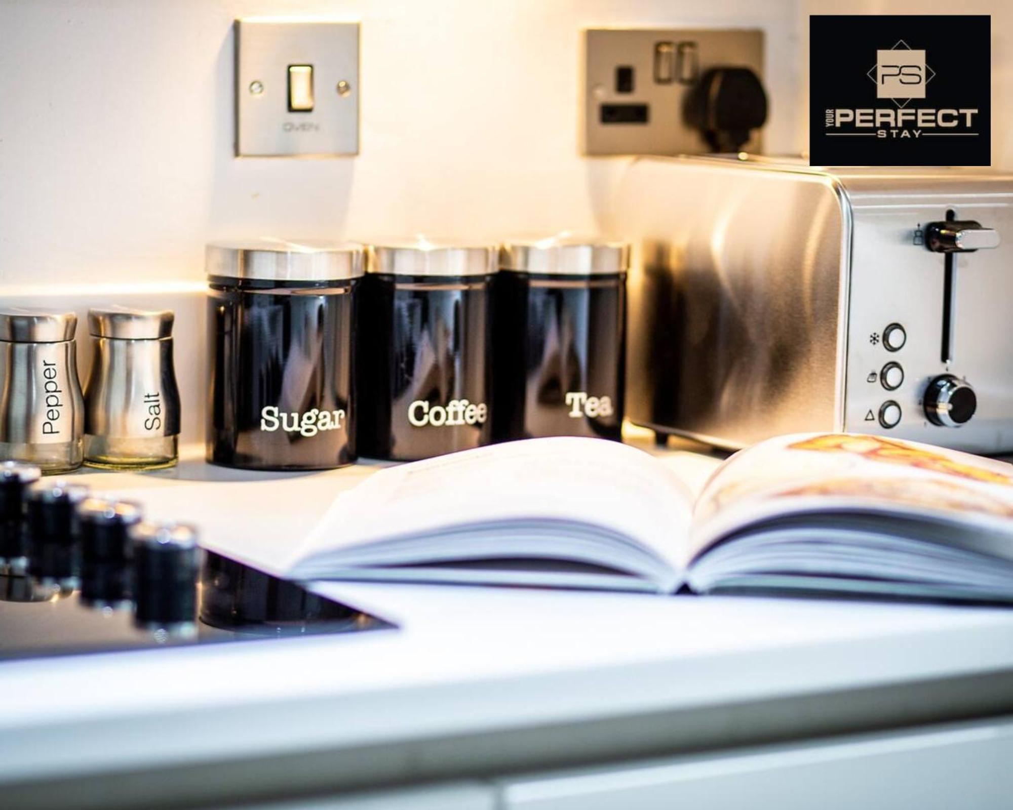 Luxe Modern Apartment By Your Perfect Stay Short Lets Бірмінгем Екстер'єр фото